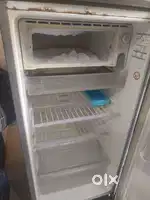 L G fridge koi bhi kami nhi hai chalta