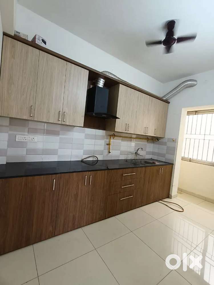 2bhk semi furnished flat rent Near AJ hospital road derebail