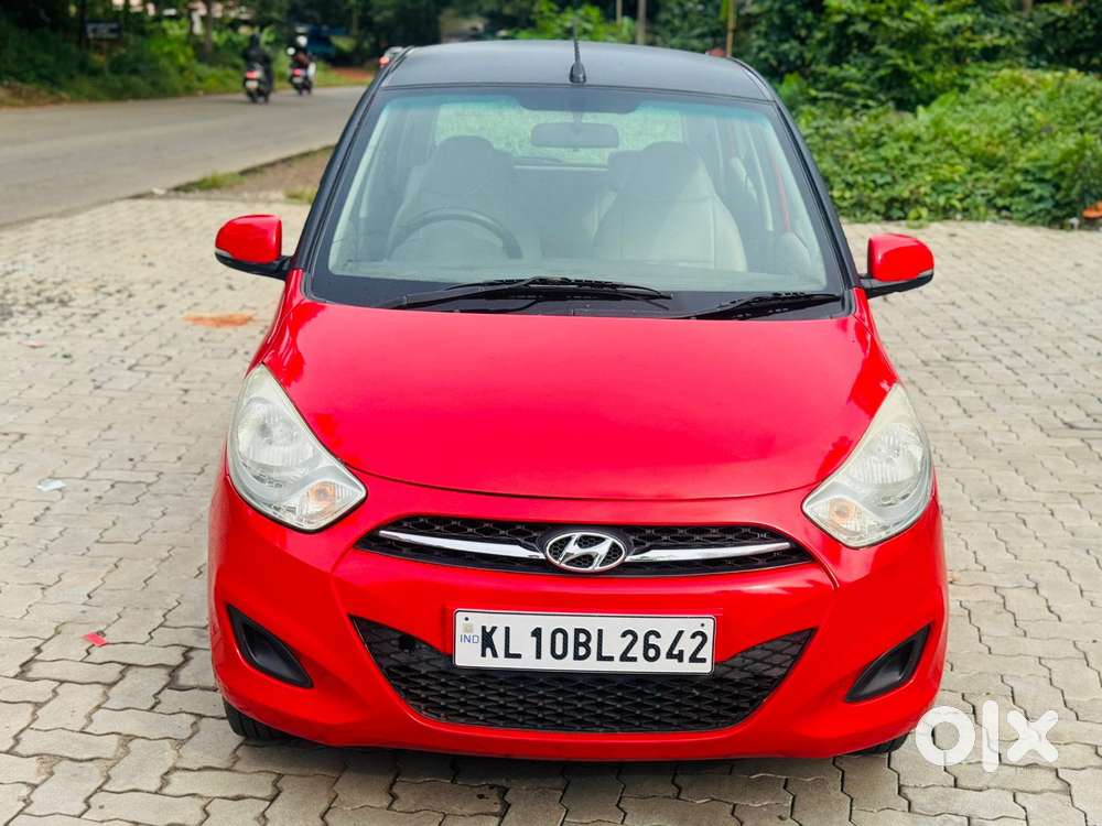 Hyundai i10 Sportz AT, 2011, Petrol