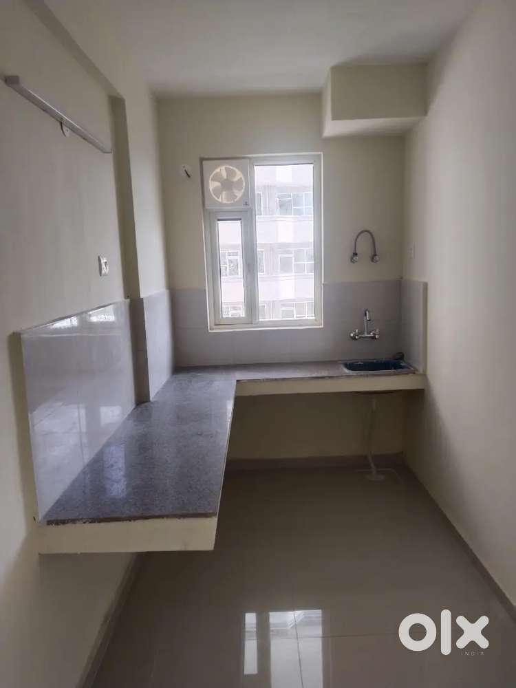 2bhk Unfurnished Flat Available for Rent @14k including maintenance