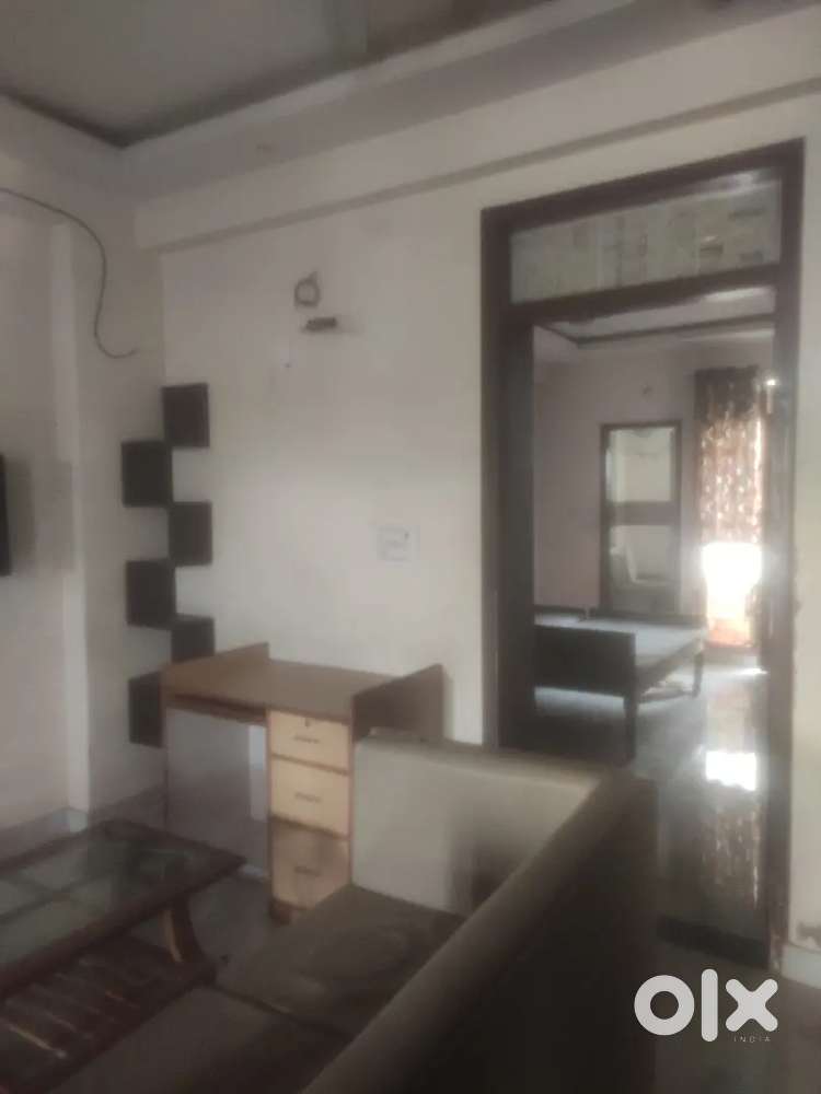 3BHK FULL FURNISHED FLAT AVAILABLE FOR RENT