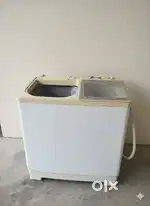 Godrej 8 kg washing machine - price negotiable