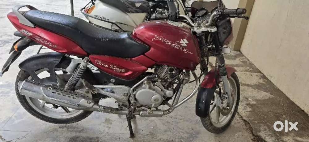 Bajaj pulsar 150cc