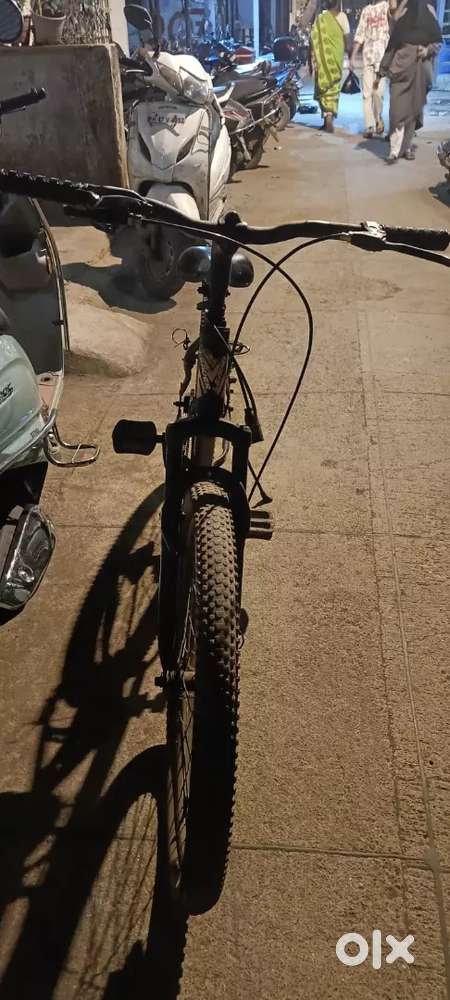 selling  nongear cycle and both break are broken