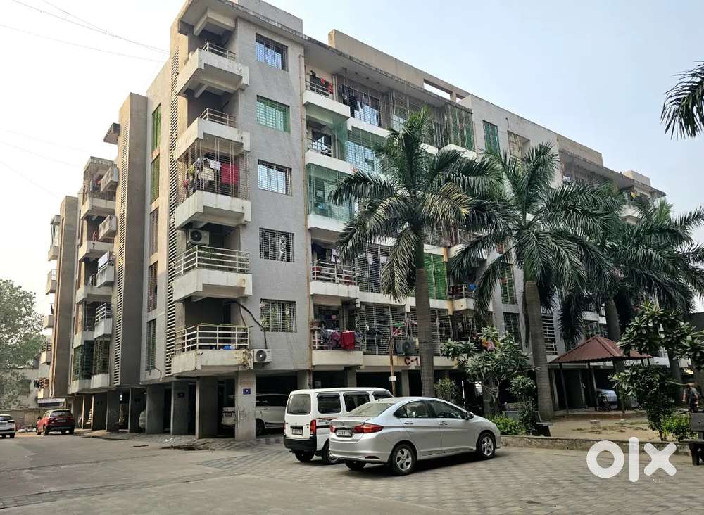3-Bhk Flat Fully Furnished in Dindoli Near Rami Park Surat