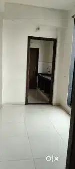 2bhk flat for family and working bachelor