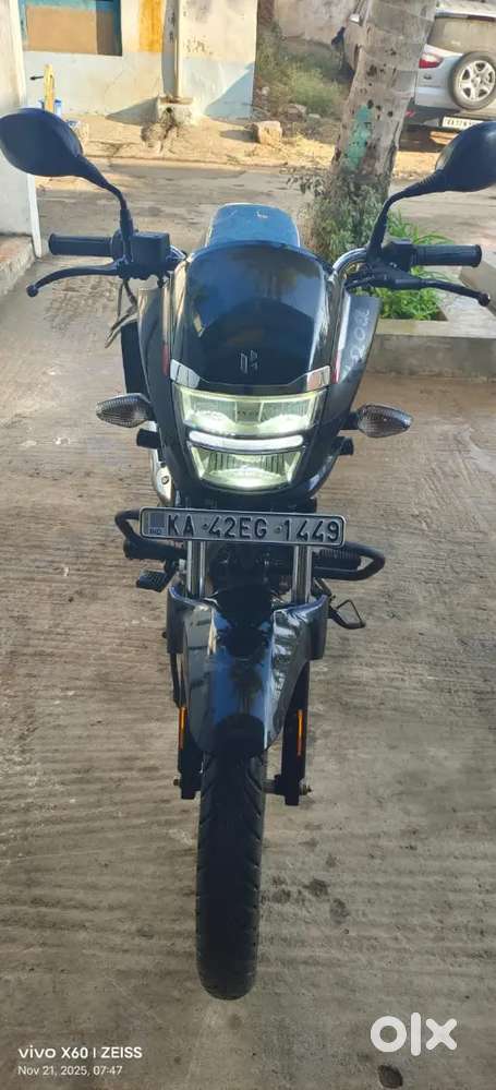 Single uses bike no single scratch