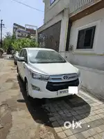 Toyota Innova Crysta 2016 Diesel Well Maintained