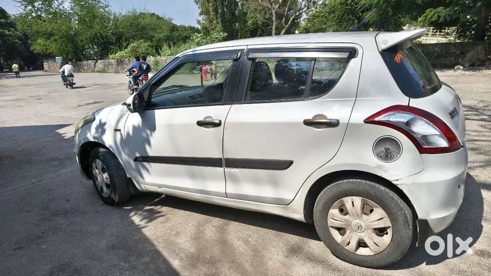 Maruti Suzuki Swift vdi (diesel ) 2013