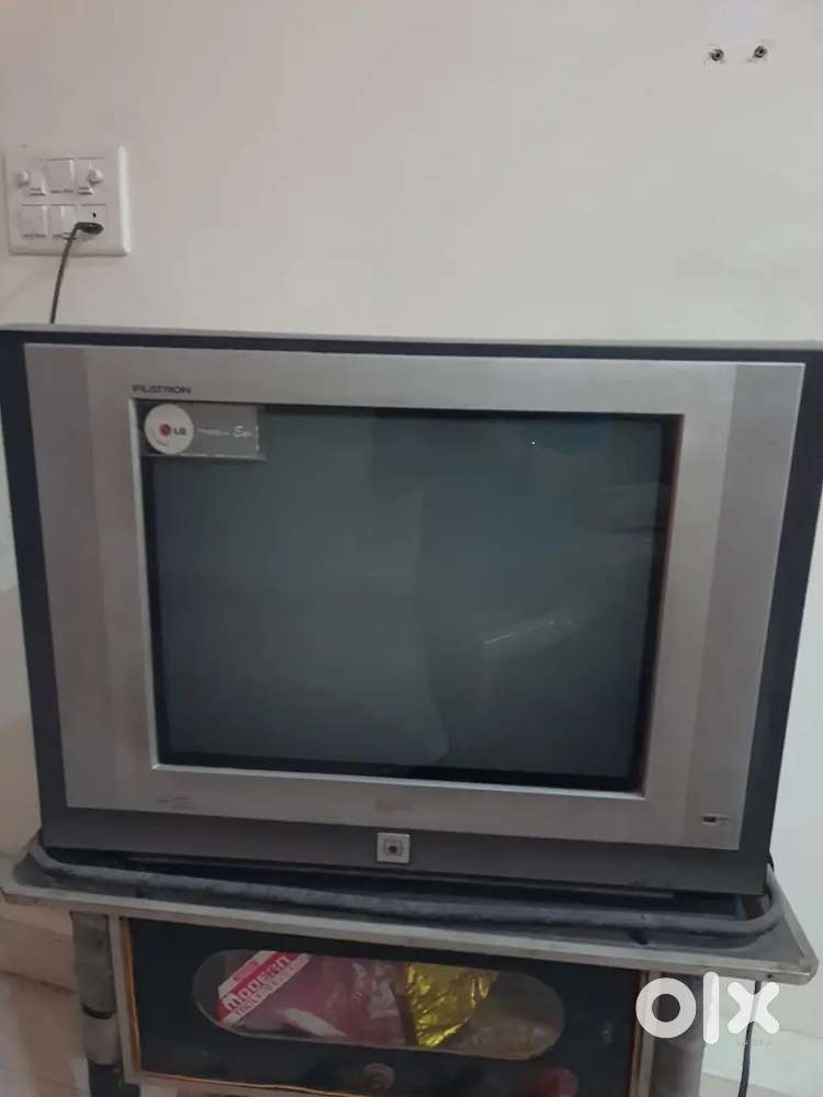 LG Flatron Color TV