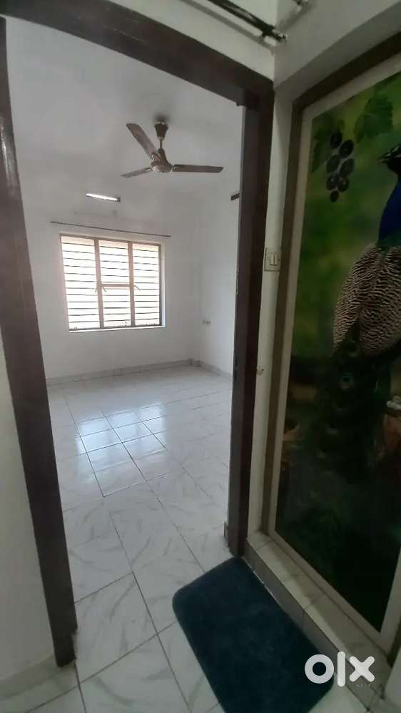 Looking or a female roomate..single occupancy