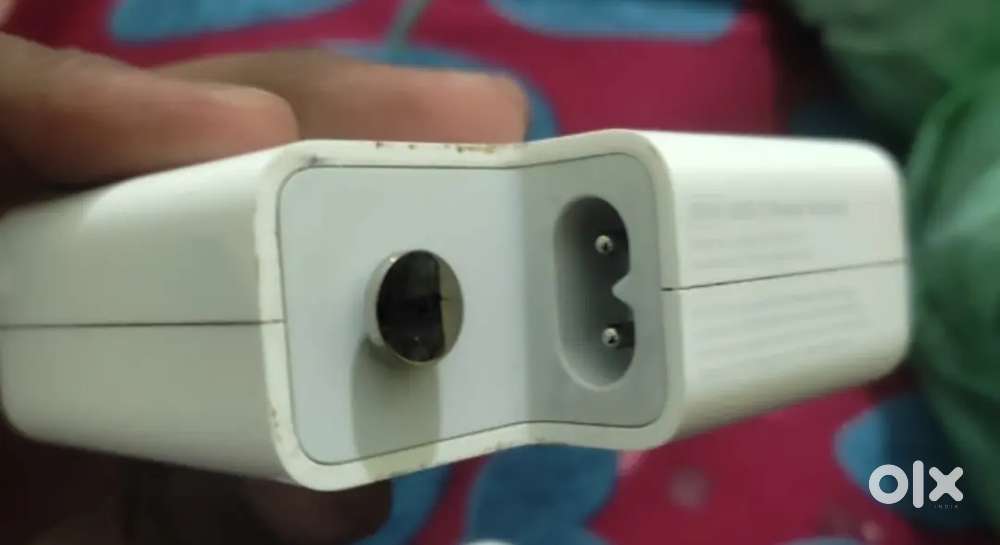 Apple Laptop C Type UK brand