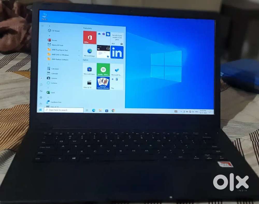 Avita Pura Notebook Very Good condition