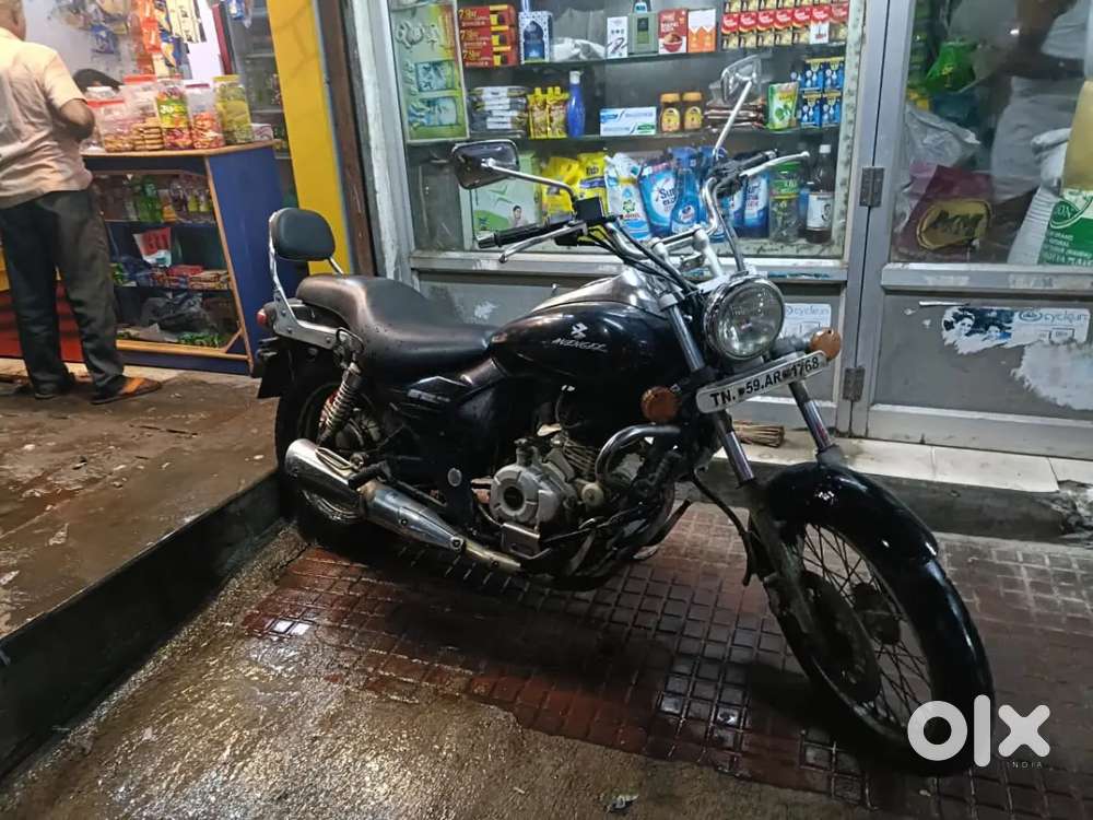 Bajaj avanger