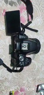 Canon camera 200D