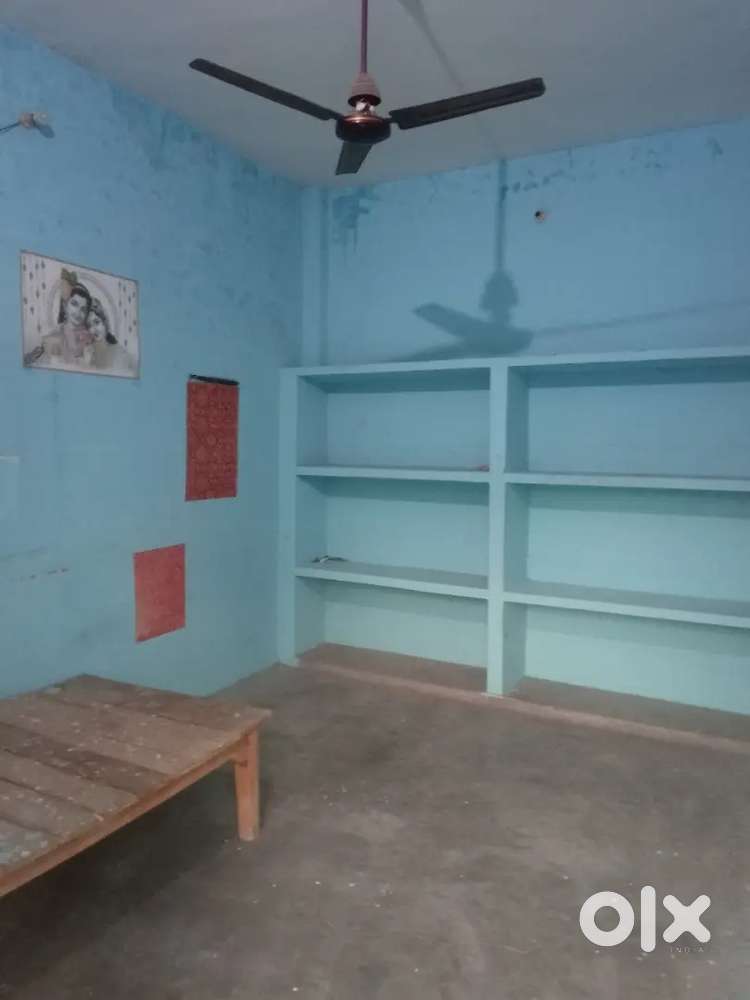 Independent single room available for rent