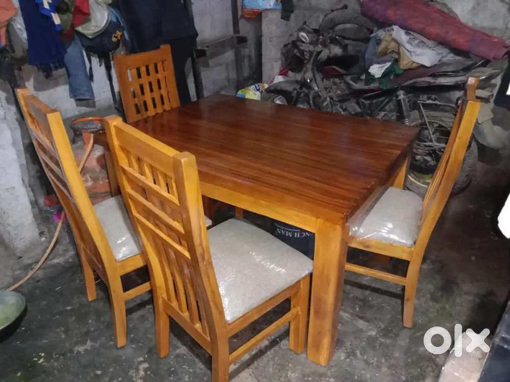 Brand new 4 seater wooden daining table at very affordable prices Cod