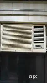 Window air conditioner