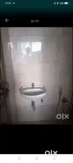2bhk ground floor behind reliance mart. Broker excuse