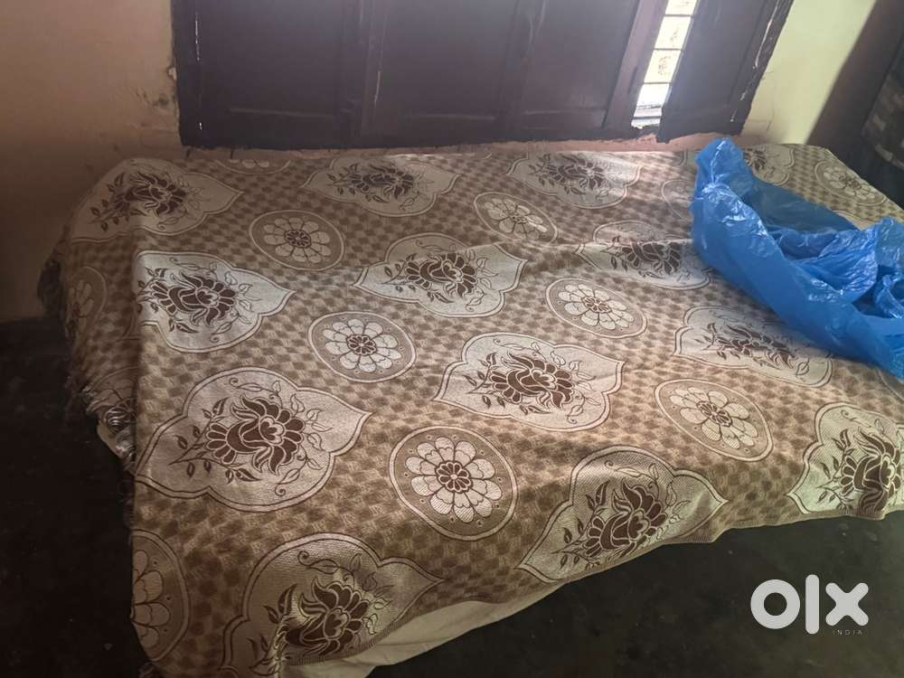 Bed single