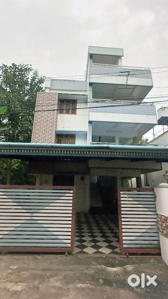 Ground floor for rent