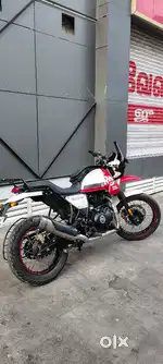 Royal Enfield HIMALAYAN scram411