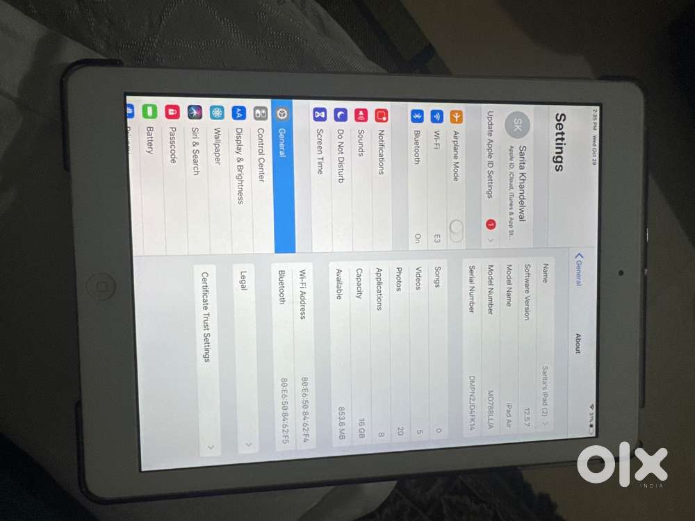 iPad Air 1st Gen (A1474) Wi-Fi 16GB - Excellent Condition