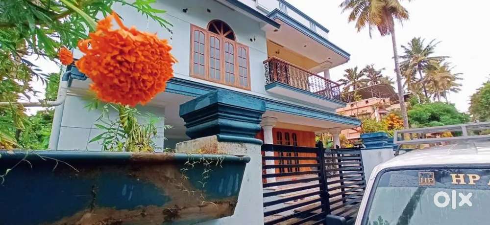 Peroorkada, Indira Nagar 2BHK First Floor house (Spacious & Posh area)