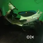Gadhi bechna hai