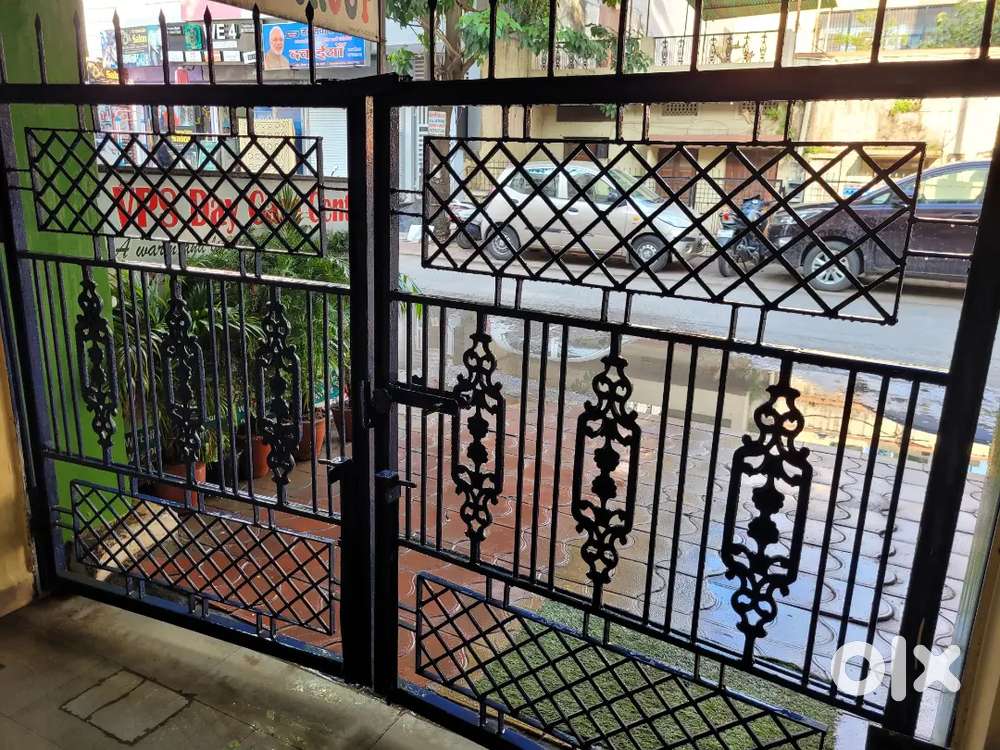 Main Gate Heavy Iron