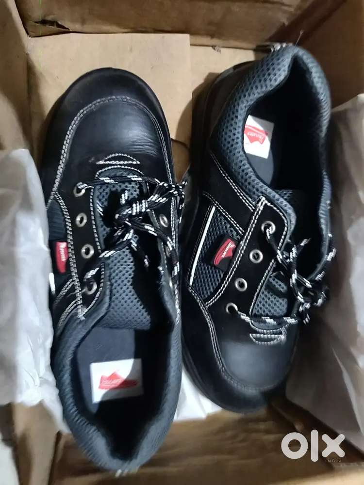 New safety shoes