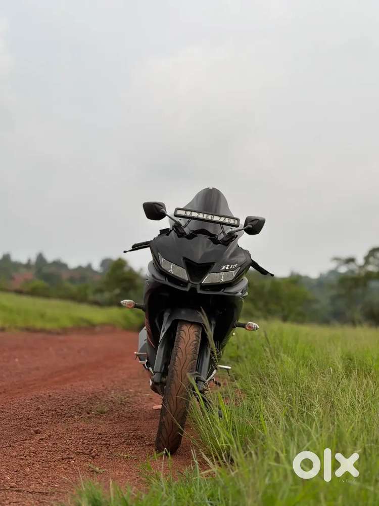 Yamaha r15 v3