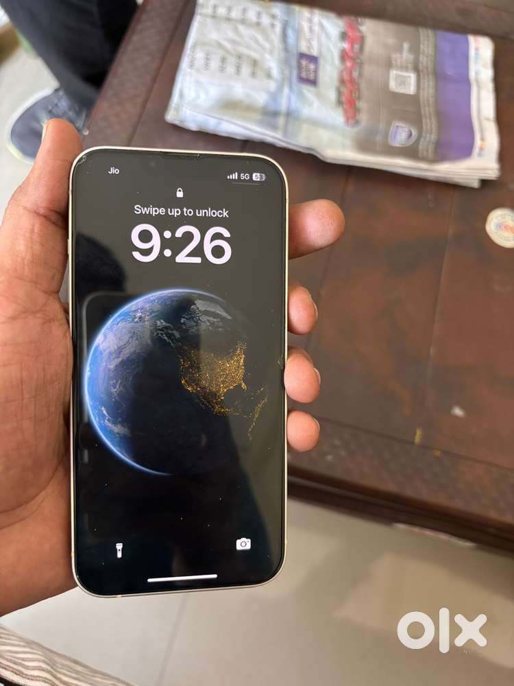 Iphone 13 fully sealed like new , no scratches