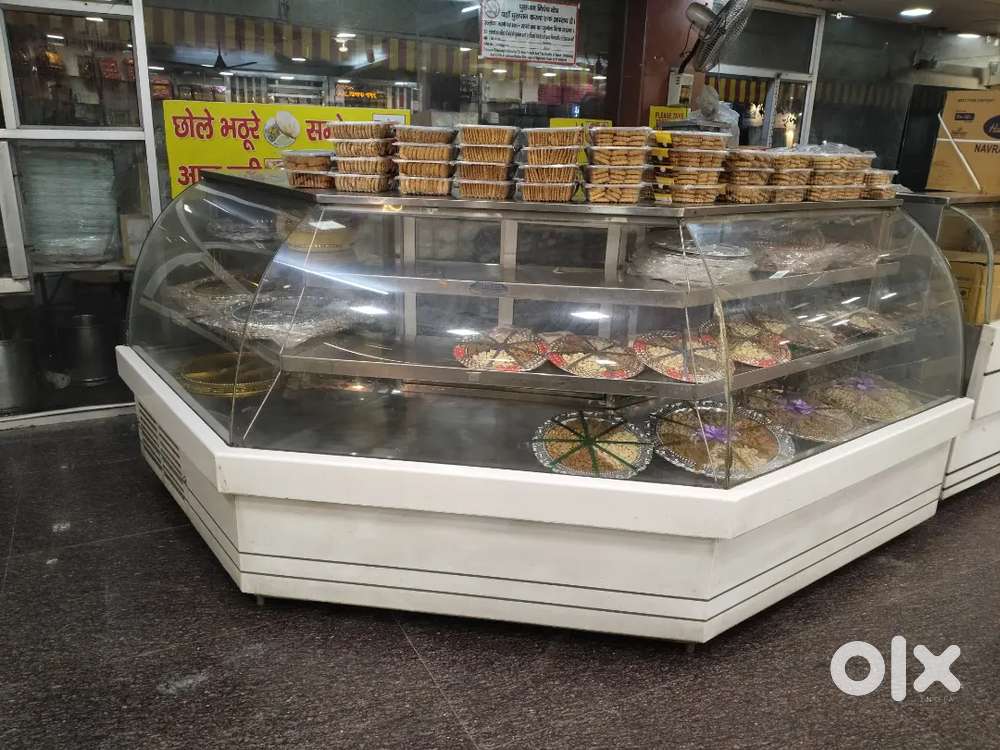 Sweets Display Cold Commercial Counter