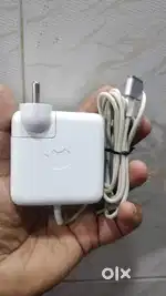 Apple macbook chargers used original