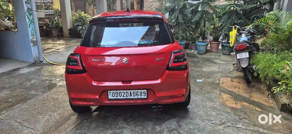Swift 3 cylinder 1.2L petrol red colour