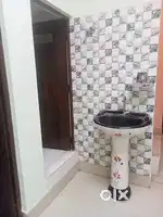 First floor 1 BHK for rent nearby Lal pulChauraha only 100