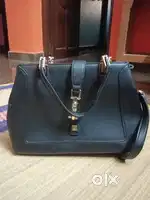 Everest handbag