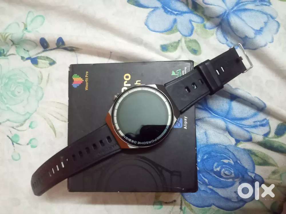 YW3 Pro smart watch for urgent sale