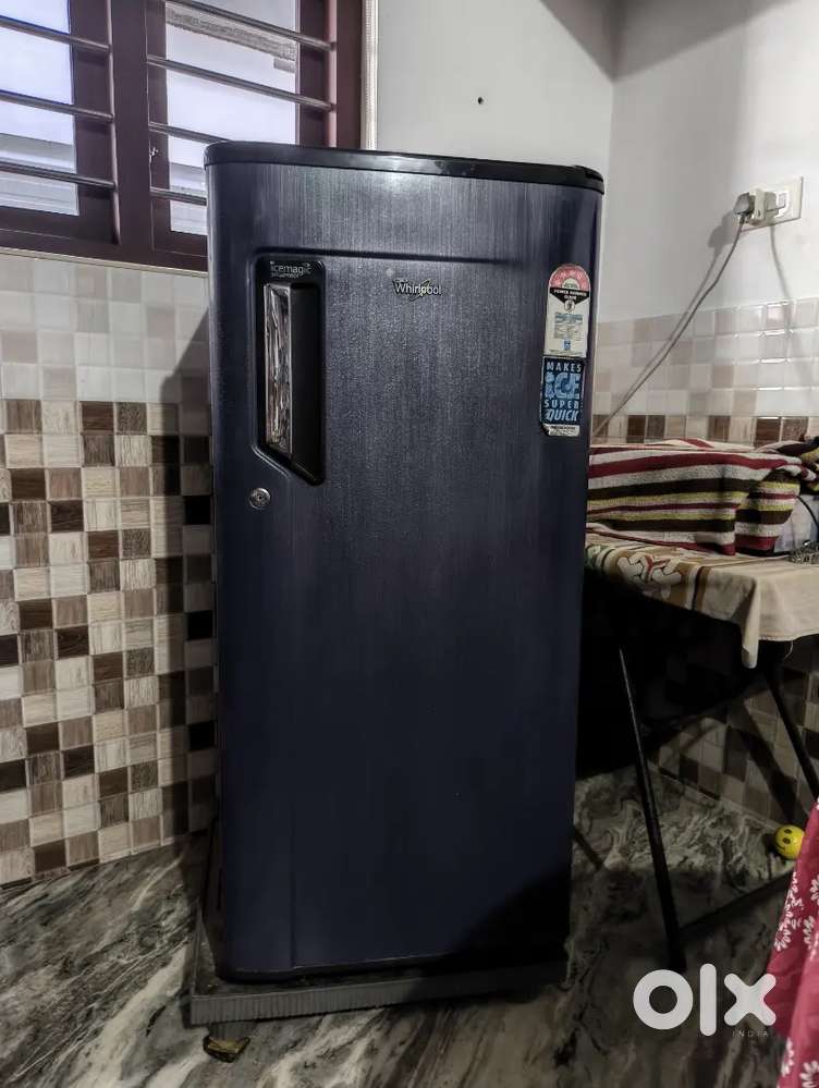Whirlpool 190 Ltr. 5 star fridge ,good working condition