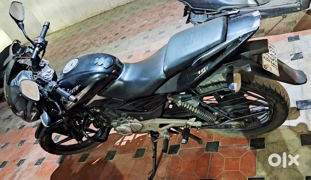 Bajaj pulsar 180 dtsi