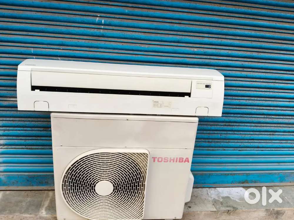 Powerful AC 2 ton Toshiba  24k wit fitting wit waranty
