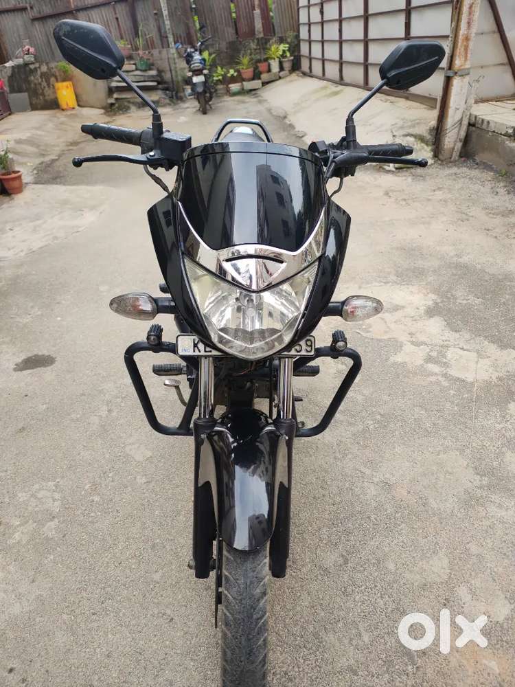 Honda CB Unicorn 150 2016 last month black colour