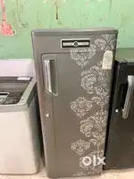SINGLE DOOR FRIDGE AVAILABLE FOR SALE