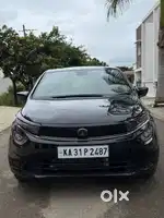 Tata Altroz XZ Plus (S) Dark Edition, 2024, Petrol