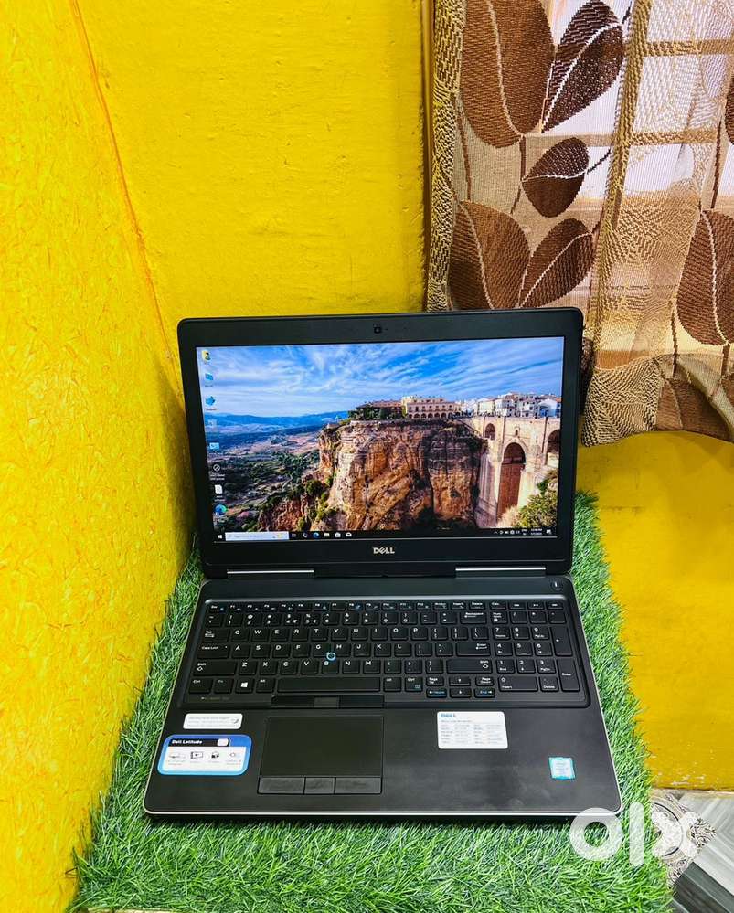 DELL WORKSTATION CORE i7 6th GEN 16GB RAM 256GB SSD 2GB GRAPHICS