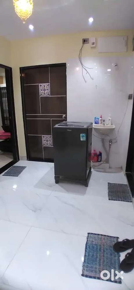 Fully Furnished single ,double sharing room Available for male