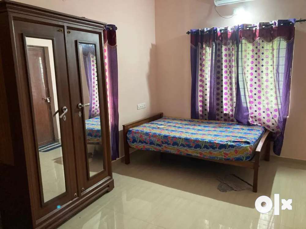For Rent Bachelors and Family Kakkanad info Park distance 7k.m only