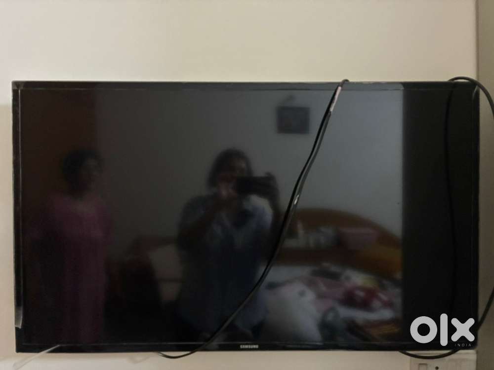 Samsung tv 38 inch tv