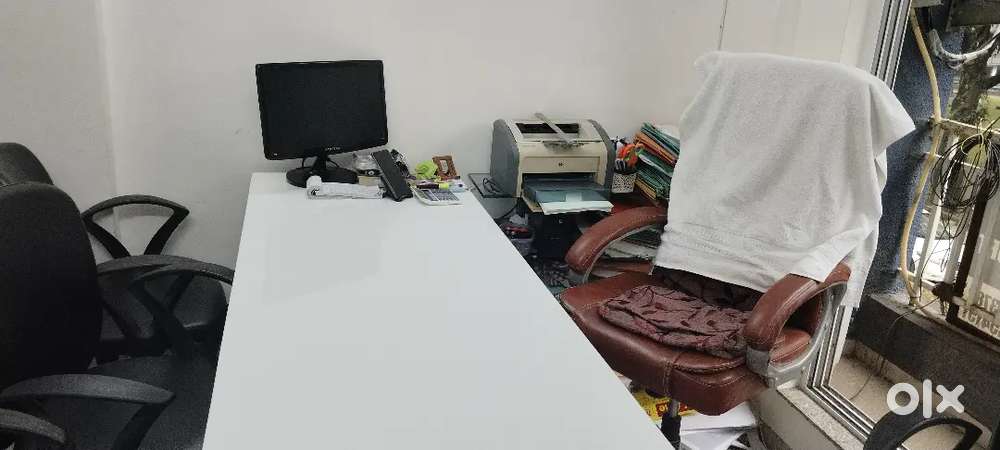 FEMALE OFFICE ASSISTANT